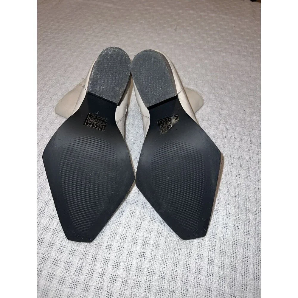 NASTY GAL Contrast Off White Leather Western Ankle Heel Boots - Picture 9 of 15